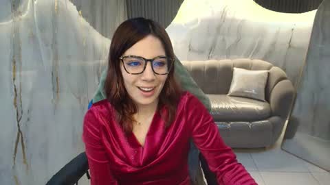 Snapshot of nadia_r_ chatting on 07/02/26, 07:53 Nadia online show from 07/02/26, 07:53