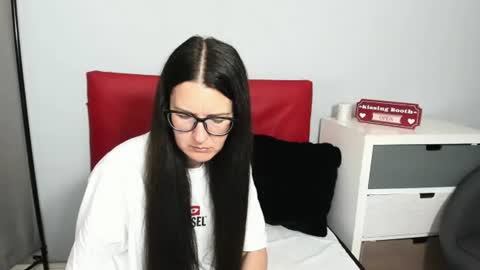 Snapshot of nadiatrue chatting on 06/26/26, 05:39 nadiatrue online show from 06/26/26, 05:39