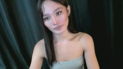 nadiestar online show from 12/20/24, 01:58