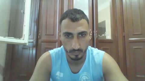 V online show from 10/04/25, 01:42