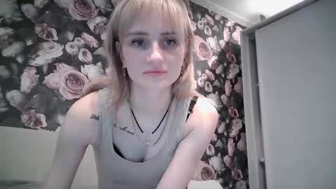 Nadjia online show from 12/22/25, 10:45