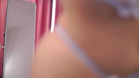 Nadia online show from 02/11/26, 10:31