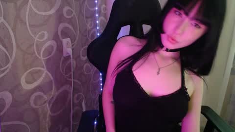 Naemi online show from 09/10/25, 08:14