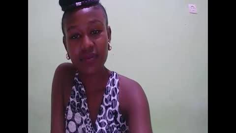 nah296652 online show from 03/19/26, 07:29