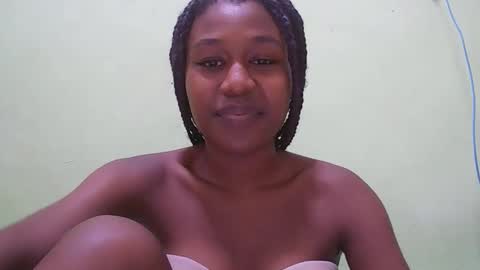 Snapshot of nah296652 chatting on 05/08/26, 11:26 nah296652 online show from 05/08/26, 11:26
