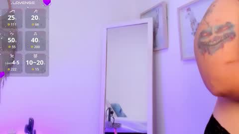 naharakamado__ online show from 10/29/25, 12:57