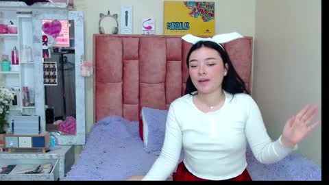 nahia cute     only   online show from 12/10/24, 05:11