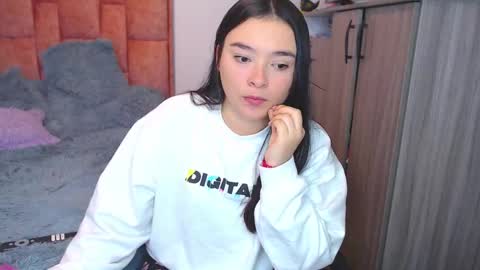 nahia cute     only   online show from 11/24/25, 06:51