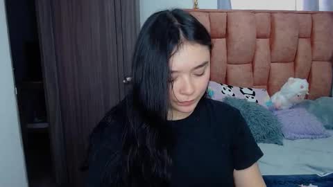 nahia cute     only   online show from 02/16/26, 07:10