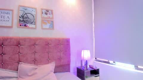 Nahia  online show from 06/30/26, 08:54