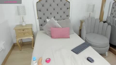 Nahiara online show from 12/04/24, 07:34