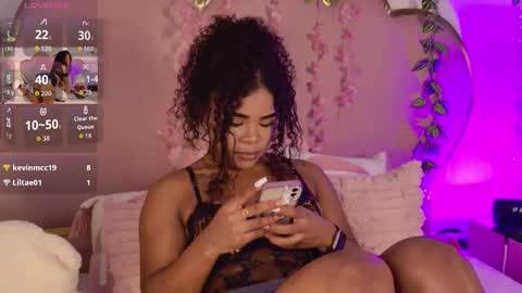 NahiaraReina  online show from 03/21/26, 02:53