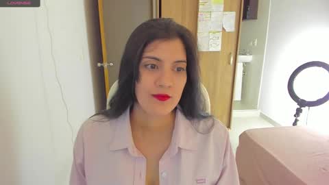 independent model online show from 02/12/25, 01:19