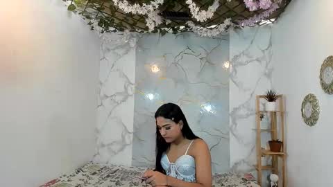 nahomi_hot2002 online show from 06/07/26, 01:15