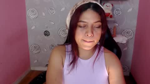 Nahomy online show from 02/09/25, 06:11