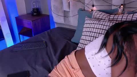  VICTORIA  online show from 11/15/25, 07:21