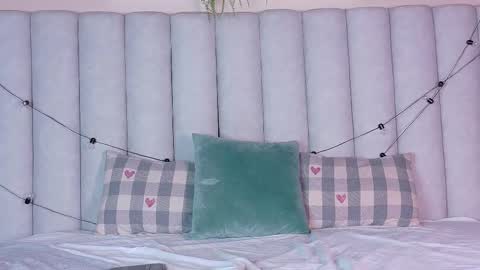  VICTORIA  online show from 02/17/26, 07:53