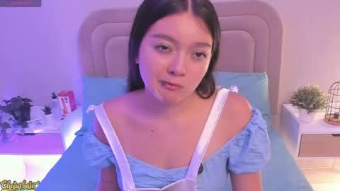 Snapshot of nahommybell chatting on 04/29/26, 04:27 nahommybell online show from 04/29/26, 04:27