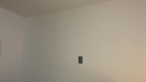 nahomy online show from 04/23/26, 01:13