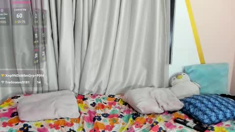 Nahomy online show from 12/04/24, 01:58