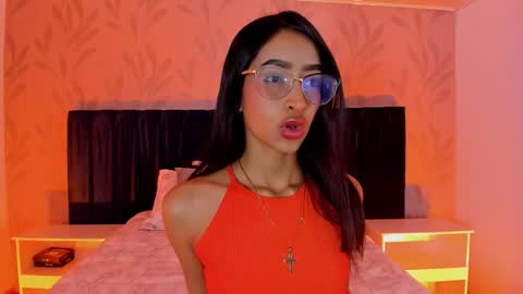 Nahomy  online show from 12/20/25, 11:06