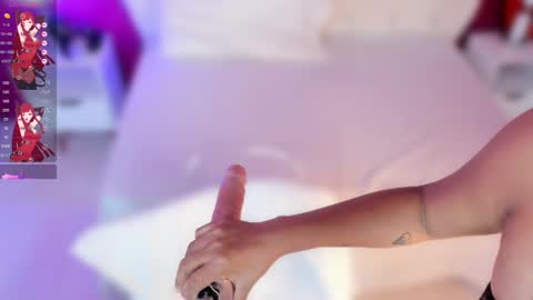 Nahomy Roberts online show from 02/25/25, 03:05