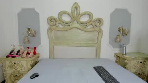 Snapshot of naia_cox chatting on 05/31/26, 04:31 naia_cox online show from 05/31/26, 04:31