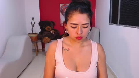 Snapshot of naia_sweetsex chatting on 09/28/25, 04:45 naia_sweetsex online show from 09/28/25, 04:45