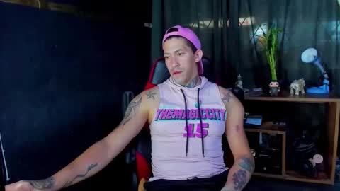 naider_1 online show from 03/10/26, 07:57