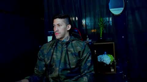 naider_1 online show from 03/22/26, 04:49