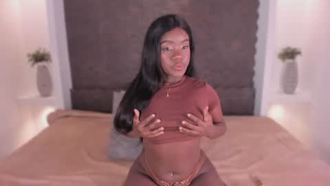 naina deivis33 online show from 07/07/26, 03:42