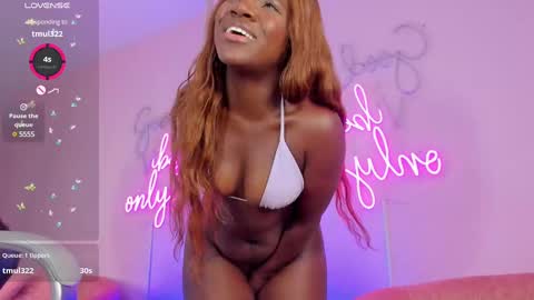 Naina online show from 02/03/25, 11:36