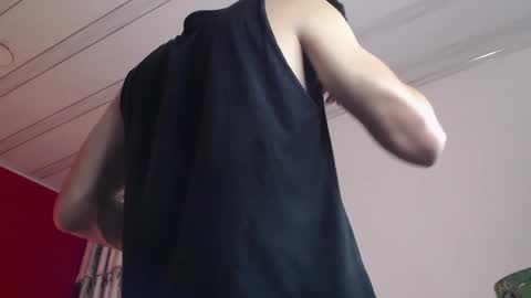 Snapshot of nainpaulo chatting on 10/08/25, 04:59 nainpaulo online show from 10/08/25, 04:59