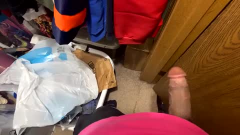 Snapshot of nairda2senoniuq chatting on 12/03/24, 04:47 nairda2senoniuq online show from 12/03/24, 04:47