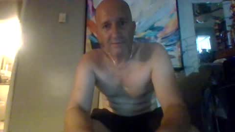 Snapshot of nakedinla chatting on 08/08/26, 04:58 NAKEDINLA online show from 08/08/26, 04:58