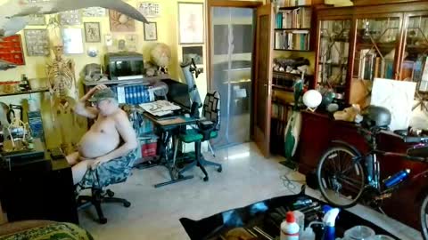 Snapshot of nakednudist72 chatting on 04/23/26, 04:53 Naked Naturist online show from 04/23/26, 04:53