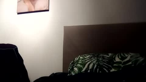 nakedscotsman199211189180 online show from 02/09/25, 07:41