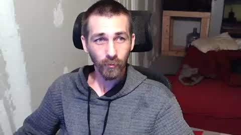 Snapshot of nakedtoken chatting on 04/22/26, 10:39 nakedtoken online show from 04/22/26, 10:39