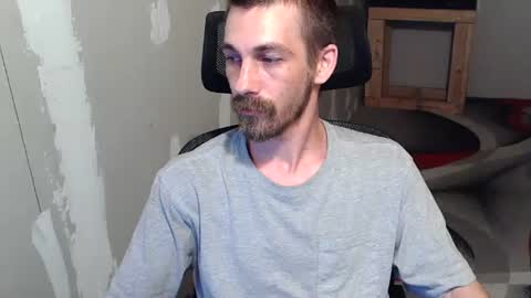 Snapshot of nakedtoken chatting on 04/26/26, 02:09 nakedtoken online show from 04/26/26, 02:09