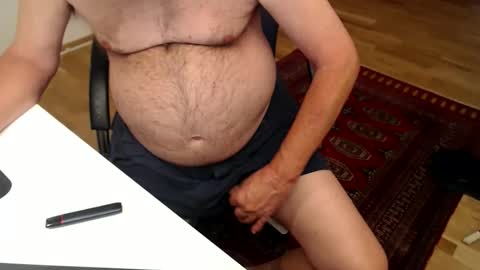 Snapshot of nakedwanker10 chatting on 05/24/26, 02:38 Nakedwanker10 online show from 05/24/26, 02:38