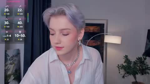 Kate online show from 10/22/25, 12:16