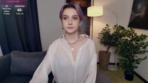 Kate online show from 12/18/25, 12:33