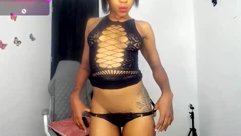 N A L A  NEW instagram nala jordan08 online show from 11/19/25, 10:10