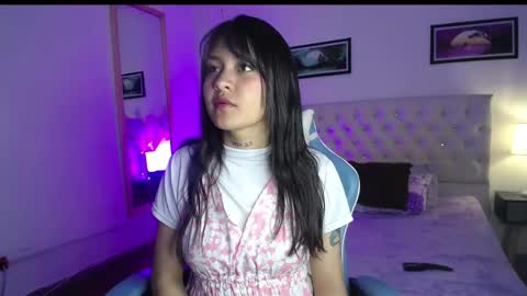 Snapshot of nala_sc chatting on 09/13/25, 04:34 nala_sc online show from 09/13/25, 04:34