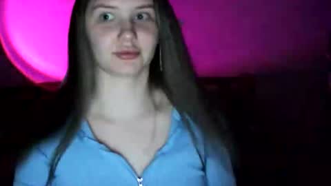 Lola online show from 03/31/26, 03:01