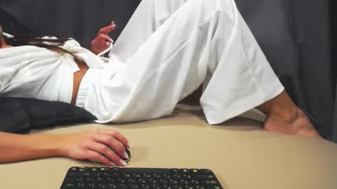 Lady online show from 10/10/25, 11:20