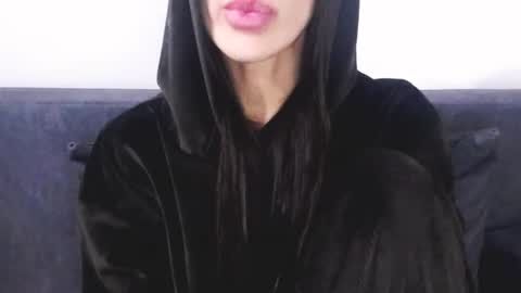 Lady online show from 02/05/26, 04:33