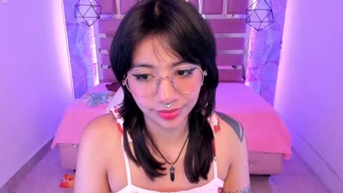 nami_usagi online show from 01/04/25, 05:05