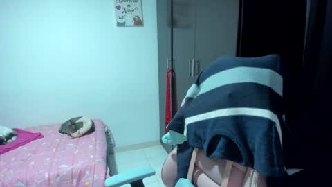 Nami online show from 02/15/25, 05:09