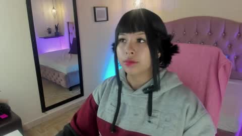 namiko_park online show from 01/11/25, 12:29